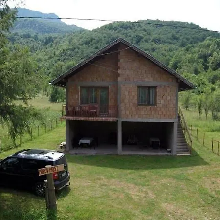 Domacinstvo Popov Most Landsted *