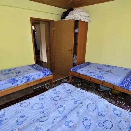 Landsted Domacinstvo Popov Most