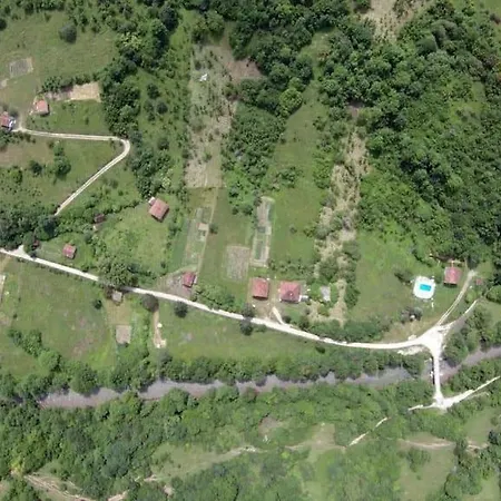 Landsted Domacinstvo Popov Most *